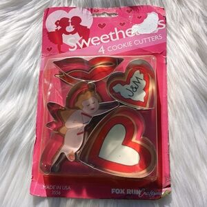 Valentine's Day Cookie Cutters NEW vintage Lips Hearts Cupid made in USA nwt
